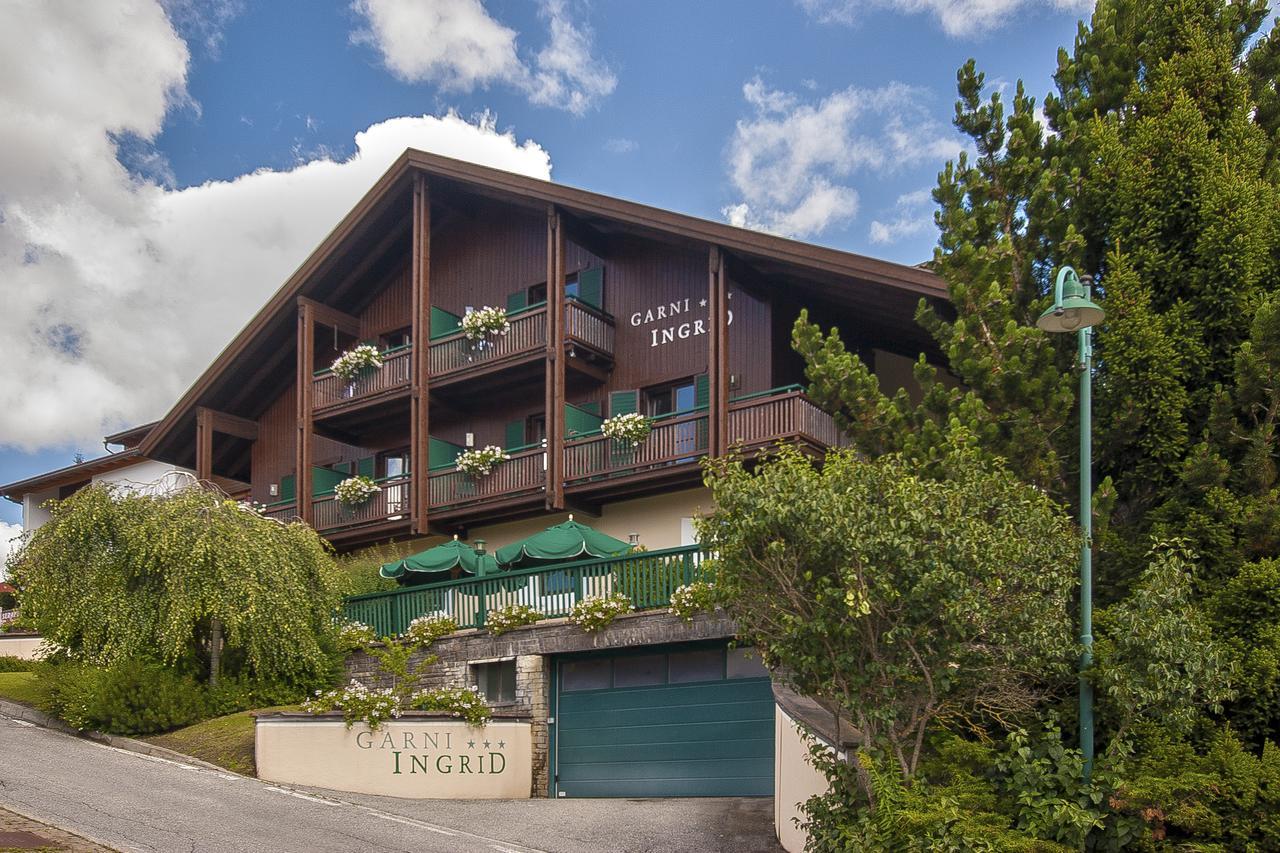 Hotel Panorama Garni Ingrid Dobbiaco Exterior foto
